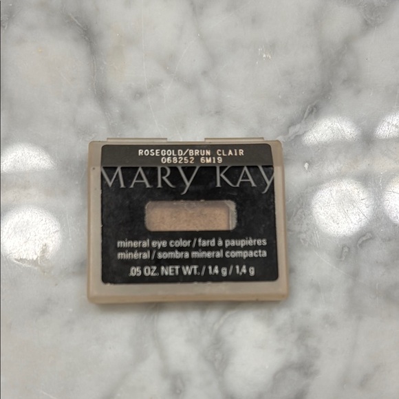 Mary Kay Other - Mary Kay Mineral Eye Color‎ in Rose Gold